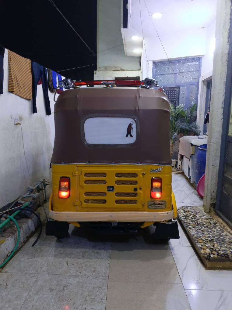 سلام عليكم من رخصت الكروب تكتك البيع مديل 2019شهر 7 التكتك كفاله بس بيها ضربه بصفح شويه التكتك خير من الله احله من الصور بعد دوشمه جديده سفريات اليت زنون بدون سيبايه مكاني بغداد الكرغوليه السعر 6 التصال عل رقم ***********
ملاحضه التكتك مرقمه كامله بس استلام سنويه ورقم دافع وصولات وكلشي بس استلام فقط تجي تحجي ويه والدي ويفهمك كلشي
