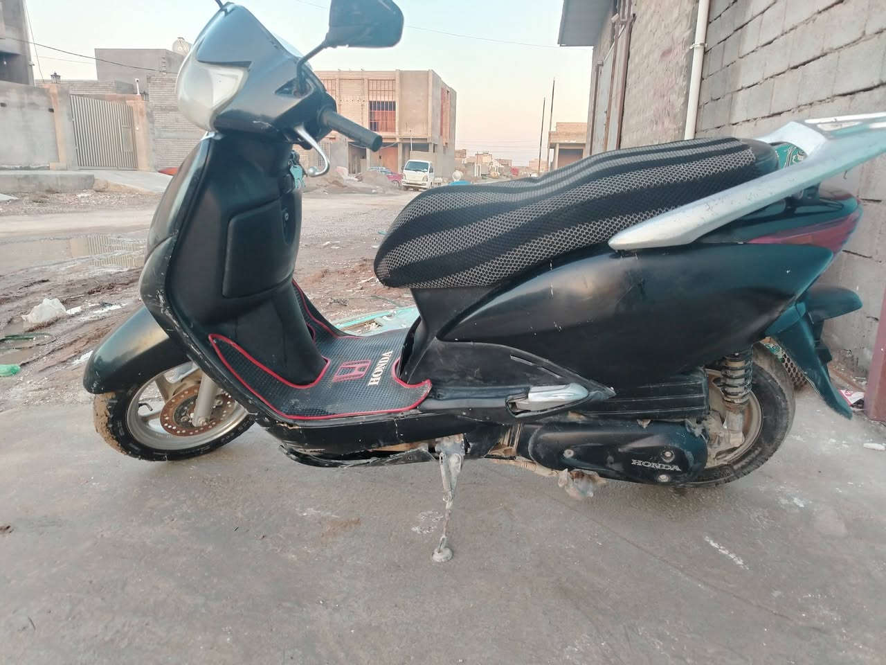 الدراجه للبيع مفتوحه مرتين سعرها 650 وبيها مجال التواصل على هذا الرقم ***********
