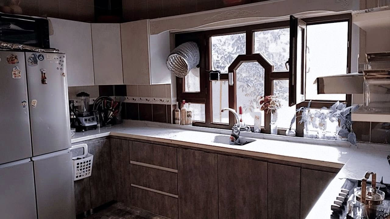 دار للبيع/كركوك/سرچنار/فلكة سرچنار

المساحة: 100 متر مربع 

يحتوي على: 
(غرفة نوم+استقبال+مطبخ
+صحيات+بيتونة كبيرة+كراج سيارة)

لمعرفة السعر والاستفسار الاتصال على الارقام الاتيه:
(***********) اسيا 
‏(***********‏) كورك 
او مراسلتنا على بريد الصفحة

ملاحظة: يمكنكم ارسال الأراضي والبيوت
للأعلان عنها عبر صفحتنا بدون مقابل 
يرجى ارسال:
عنوان المُلك كامل 
بعض الصور للمُلك
سعر المُلك 
عبر الواتساب الخاص بالصفحة (***********)

لزيارة مكتبنا على العنوان الاتي: 
كركوك/سرچنار/فلكة سرچنار
