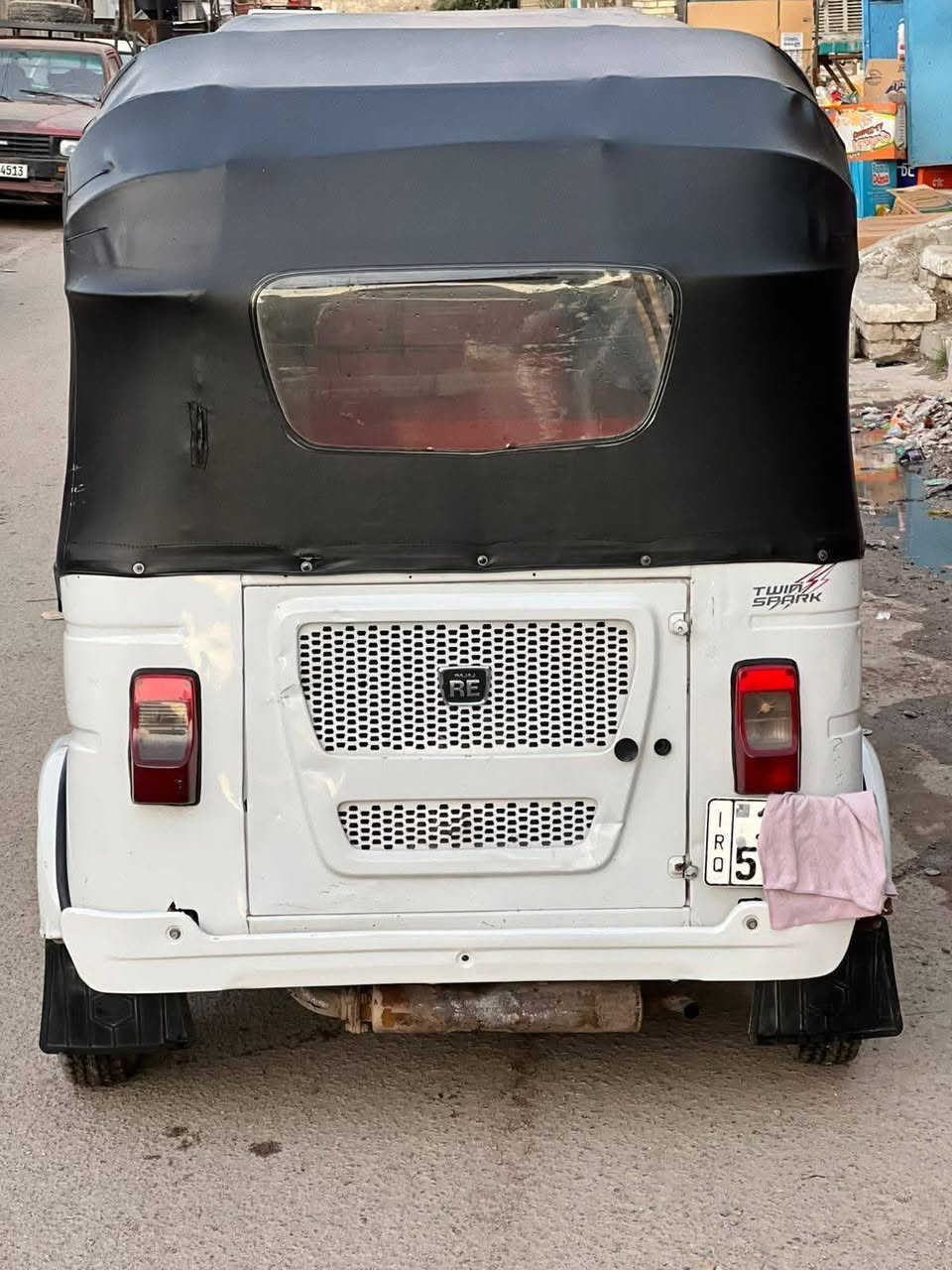 السلام عليكم تكتك للبيع رقم وسنويه انكليزي  بيها ملاحضات بسيطه وخياس بلدوس خيط تبخير قليل اسود يمكن بلكابريتر  تكتك ماتنقص سعر 5600 بيها مجال قليل  موديل 2021شهر ال 11وبيها مجال مكان الكوت 
رقمي. ***********
