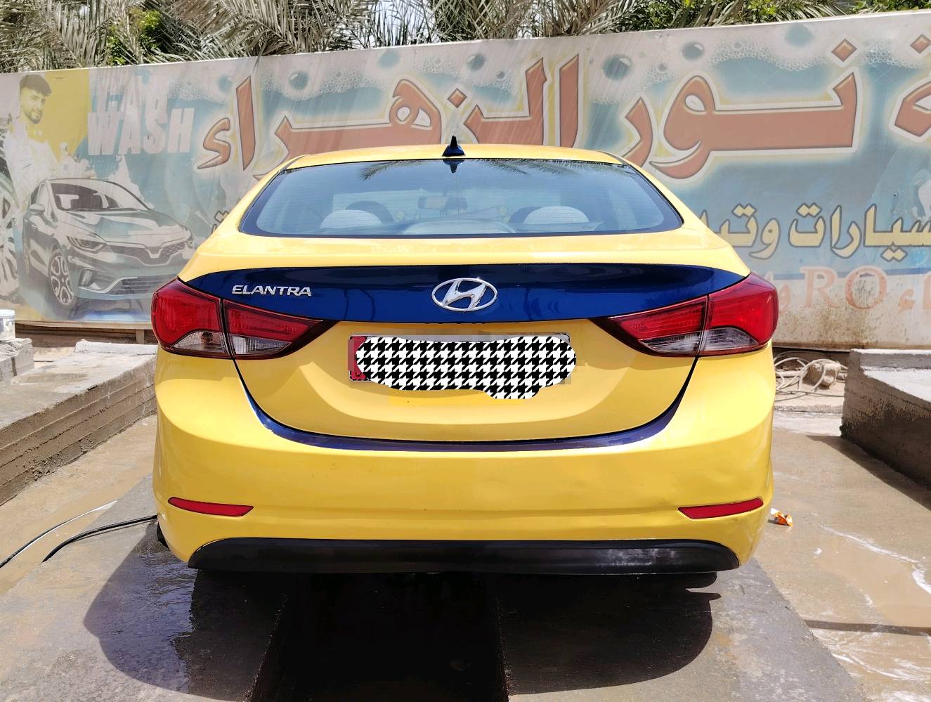 النترا للبيع موديل 2016 رقم بغداد انكليزي بأسمي 

بيها تبديل قطعه بنيد اثر طعجه خفيفه موجوده صور حادثها وكلشي موضح بل سونار شبه كلين السياره يعني وبيها معجون جاملغات قليل جدا اثر طعجه فقط لا داخل ولا ضربه قويه 

كير ومكينه وتبريد جاهزه 

سياره كبل للشارع مال شغل ومرتبه 

شاشه حديثه 

باتري جديد شادلها 

رايدها 108 وبيها مجال قليل