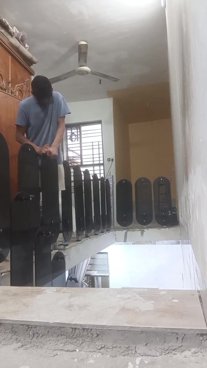 السلام عليكم ورحمة الله وبركاته
اني مساعد خلفة، وهذا شغلي كدامكم.
أعرف أكص وأركّب دروجة بكل الأنواع،
محجّر زجاج ومحجّر ألمنيوم، مدوّر ومربّع.
وهذا رقمي وكدامكم، محتاج شغل بالكرخ أو الرصافة، والرزق على الله 🤍


**إذا كنت صاحب هذا الإعلان وتريد حذفه لأي سبب، رجاءا أرسل رسالة إلى الدعم الفني**