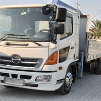 من رخصت الادمن هين كرين للبيع  مكينه 80 فول عادي بلادي  طول 6 وربع بلا...