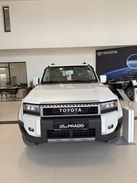 برادو R2   2025 0KM  متوفر في شركة البر وكيل تويوتا المعتمد صيانة ٤ سن...