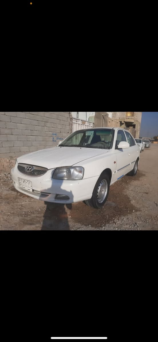 السلام و عليكم للبيع هونداي فيرنا موديل 2014 لون ابيض مكفوله من الضربه رقم بصره باسمي سنويه لل 28 مكينه 1600 جديده كير عادي جديد حداده جديده تخم تاير جديد تبريد ثلج دواخل جدد السياره جاهزه مناقصها شي 
السعر 60$
موبايل *********** مكاني بصره الزبير
