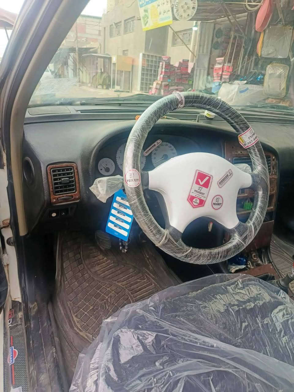 *********** 
 *********** رقم راعيه مااجاوب فيس مكلف بلنشر  سلام عليكم للبيع بيجو بارص 2012  مكينه كير حداديه جاهز نقص تبريد مكانه كربلاء حي الحر رقم بابل انكليزي مو البصور مبدلي جديد باسمنه 45 وبي مجال كربلاء, العراق
