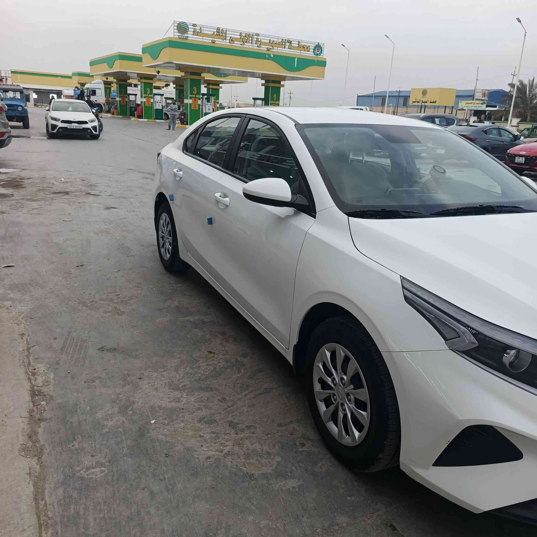 كيا سيراتو
موديل 2024
خليجي 
مكينه 2000
مكفولة من الصبغ عدا بارد قليل 
المكان واسط الصويره
السعر 180$ وبيه مجال 
للاستفسار ***********
