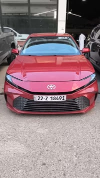 سعر🔥 السلام عليكم toyota camry 2025 Le  هايبرد و بنزين السعر :202ورقة ...
