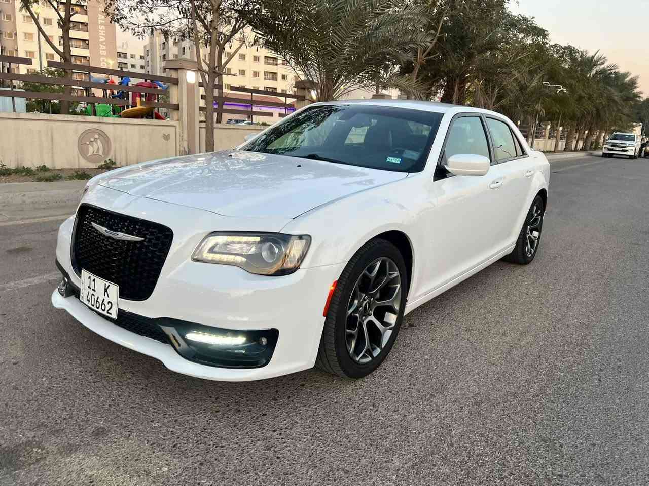 سلام عليكم عندي كلايزلر 300 موديل 2017 داخله جديد داخله بكتاب الظباط مرقمه بغداد  حره بسمي  مواصفات S كشنات جلد كشنات كهربائيه كشنات تدفئه تبريد كشنات خزن  شاشه كبيره  بصمه كامره خلفيه بلوجكترات زنون ويل كب حجم 20 شباك ابلاك محرك 6 سلندر تو ويل تشغيل عن بعد  دمام مواصفاته فول ضرره باب وجاملوغ شادله نفس الون اصليات وصور امريكه بلمنشور  رايده 220  وبيه مجال وهاذه رقمي *********** اخوان ممتواجد عله ألفيس
