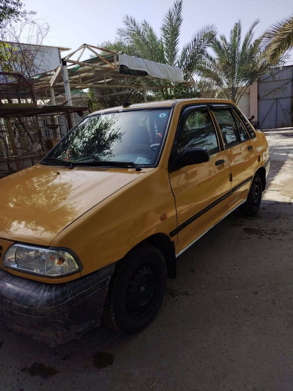 السلام عليكم خير الكلام الصلاة عل محمد وآل محمد.. للبيع او لمراوس حسب القناعه لعزاز اقرأ تفاصيل سياره وخابرني او تراسلني خاص اني بخدمتك بيك خير وتدلل سايبه موديل  (١٤)  رقم بغداد انكليزي بأسمي جاهزه مكينه كير شاصي لبرانكيتات كله نضيف كهربائيات كله جاهزه  شاشه  سنتر لوك مصفره هيئه ومرور باتري جديد قطره اخياس مابيه هزه جديده جامه اماميه جديده دعاميات جدد خط وبحث جدد نوزلات وبلكات قبل اسبوع بدلتهن سياره خير من الله جاهزه عل اخير شرط تدفئه تبريد بيه فقط بارد جاملغ امامي قليل مبين بالصوره وبيه رشات صبغ بنيد وجاملغات أثر جراد لا أكثر ولا أقل السعر،،،، ٣٥،،، بيه مجال قليل عنوان حله شارع كربلاء.      الله يحفظكم ليكول سعرها هواي خل يروح يعامل عل موديل ١١ و ١٢ ويجي اني بخدمته ***********
