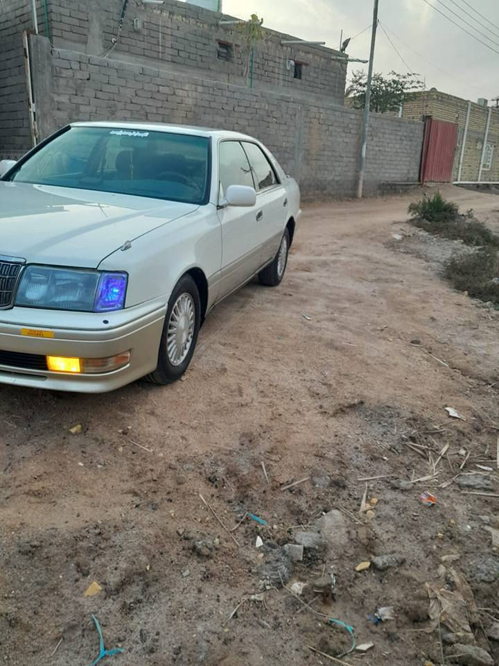 سلام عليكم 
سياره راس الثور افلات كرستال اصل للبيع مديل١٩٩٥ 
كفاله عامه من مكينه وكير وحادث تحويل ثاني يوم مشروع وطني بصره بسمي
كشنات كهرباء تبريد كله شغاله حداديه جديده تخم تاير جديد 
السياره مال جناته مامتعوبه الاستفسار على الرقم 
***********
السعر ١١٠وبيه مجال حك الجيه 
العنوان / بصره قضاء الصادق المدينة, البصرة
