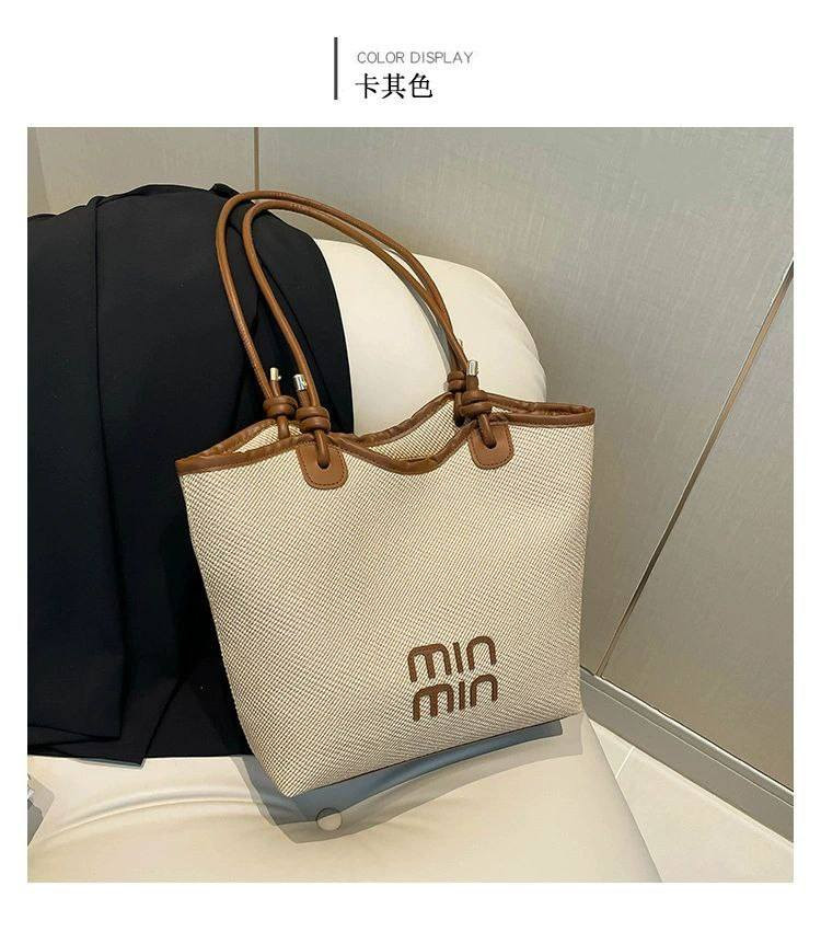 كل الجنط على ٨ الاف بسس بغداد, العراق


**إذا كنت صاحب هذا الإعلان وتريد حذفه لأي سبب، رجاءا أرسل رسالة إلى الدعم الفني**