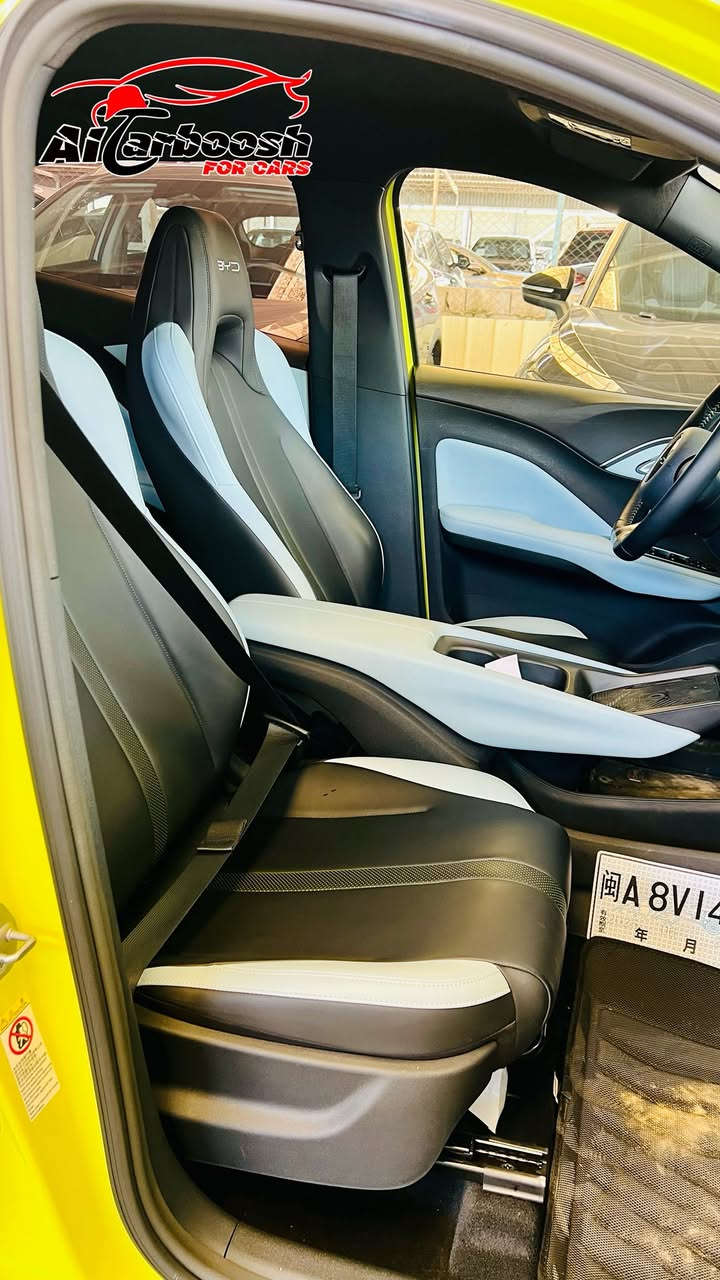 بي واي دي سيجول - 2023 -2024 BYD Seagull 
 كهرباء
 اللون الكريمي والاصفر والاسود 
عداد زيرو ومستعمل ‼️
 تقطع في الشحنة الواحدة ما يقارب الـ 410 كيلو متر

 حجم البطارية: 38 كيلو واط
 نوع البطارية: Lithium iron phosphate battery

 ---(اضافات السيارة) ---

*جنطات قياس 16 انش
* نظام الدخول بدون مفتاح
* مفتاح بالكرت (NFC)
* نظام التشغيل بدون مفتاح
* مصابيح امامية LED
* نظام الضوء النهاري
* نظام دفع أمامي
* مصابيح أمامية زينون كريستال
* عجلة قيادة متعددة الوظائف
* التحكم بتثبيت السرعه من عجلة القيادة
* التحكم بالنظام السمعي من عجلة القيادة
* شاشة عدادات ديجيتال
* شاشة امامية تعمل باللمس
* خاصية تحويل الشاشة من العرض الى الطول
* نظام الوقوف التلقائي Auto Hold
* جير اوتوماتيك ROLL
* عدة انظمة قيادة
* التحكم في مناخ السيارة (Climate Control)
* مانع انزلاق
* هاند بريك كهرباء
* تكييف أوتوماتيكي
* حامل أكواب CUP HOLDER
* مقاعد جلد
* مقاعد كهرباء
* حساس النقاط العمياء Blind Spot Sensor
* تحكم كهربائي بالمرايا الجانبية
* مداحل USB C
* كاميرا خلفية
* حساسات خلفية
* مدخلين شحن


**إذا كنت صاحب هذا الإعلان وتريد حذفه لأي سبب، رجاءا أرسل رسالة إلى الدعم الفني**