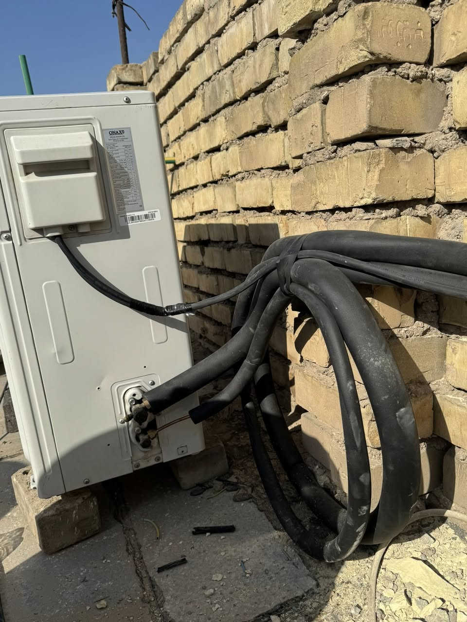 سبلت 2 طن السبلت من شركه(أونكس) مستعمل موسم واحد ونهايت  سنه 2025موسم السعر 400الف
للاستفسار الاتصال على الرقم ***********
او يراسلني على الخاص رقم بي وتساب
