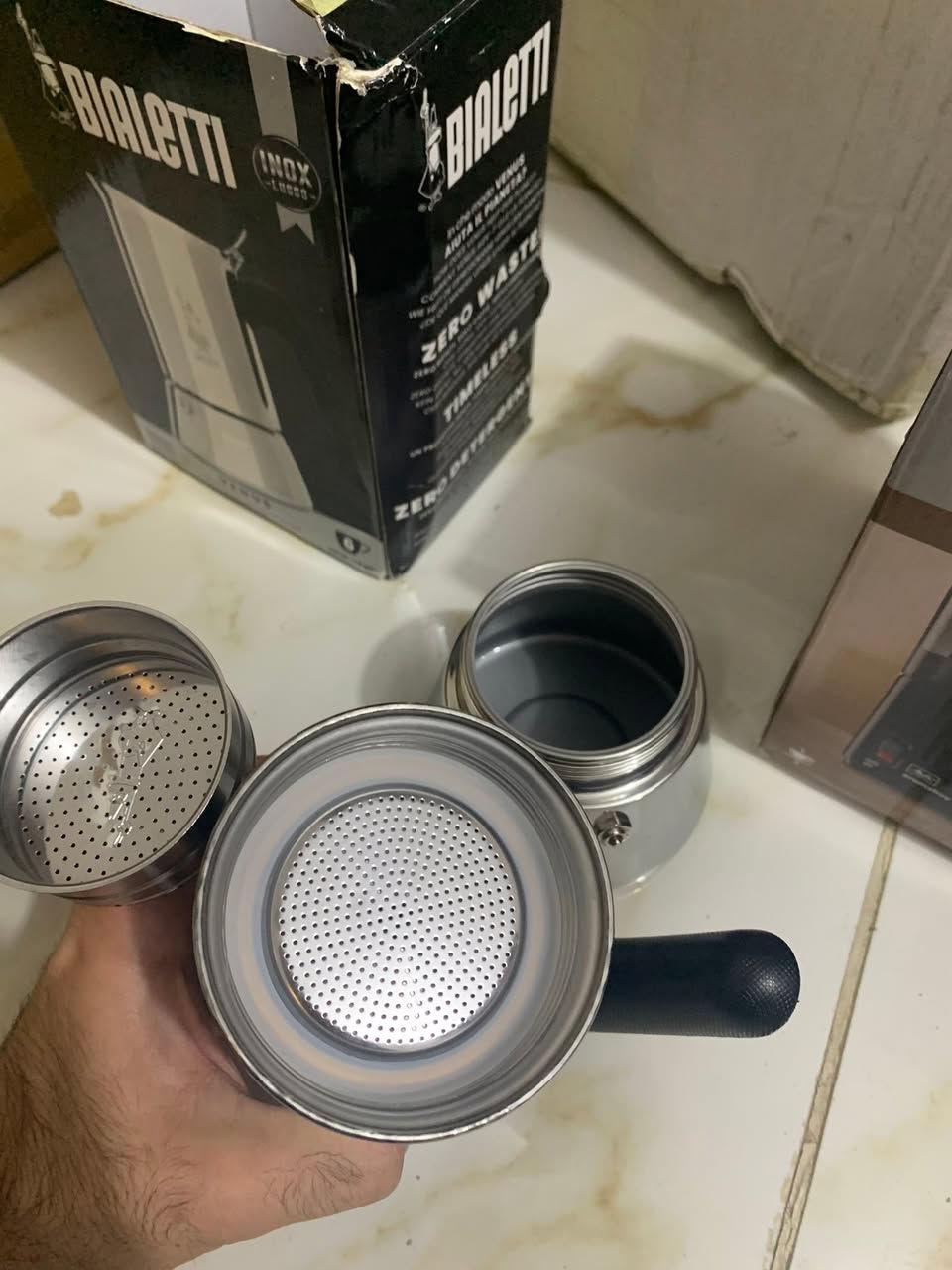 محضرات قهوة اصلي اوربي للبيع يوجد توصيل


**إذا كنت صاحب هذا الإعلان وتريد حذفه لأي سبب، رجاءا أرسل رسالة إلى الدعم الفني**