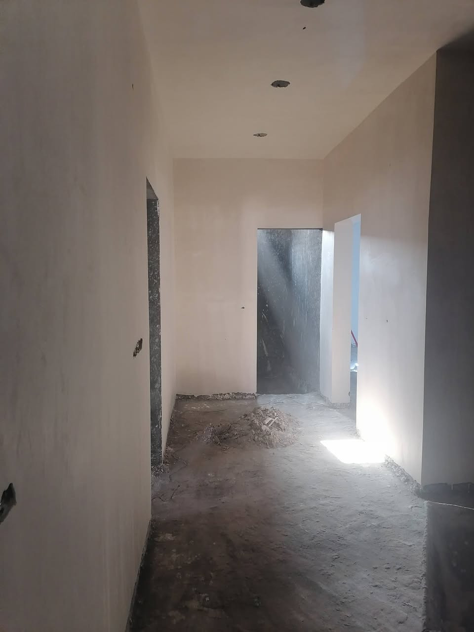 سلام عليكم
كادر لبخ متواجد بالبصره حالين 
رقم ***********
