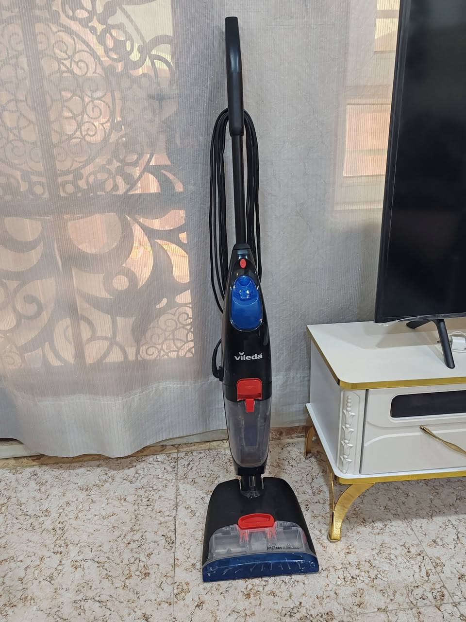 للبيع مكنسة Vileda JetClean الأصلية
✅ تكنس وتغسل الأرضية بنفس الوقت
✅ مناسبة للسيراميك والرخام والأرضيات الصلبة
✅ خزان ماء للتنظيف وجمع الأوساخ
✅ سهلة الاستخدام والتنظيف
✅ سلك كهربائي طويل
✅ حالة ممتازة جداً ونظيفة
✅ لا يوجد أي عطل أو كسر، تعمل 100%
سبب البيع: السفر
سعر الشراء: 190 دولار
سعر البيع: 115,000 دينار عراقي فقط
للمهتمين التواصل على الخاص. السعر مناسب جداً مقارنة بحالتها الممتازة


**إذا كنت صاحب هذا الإعلان وتريد حذفه لأي سبب، رجاءا أرسل رسالة إلى الدعم الفني**