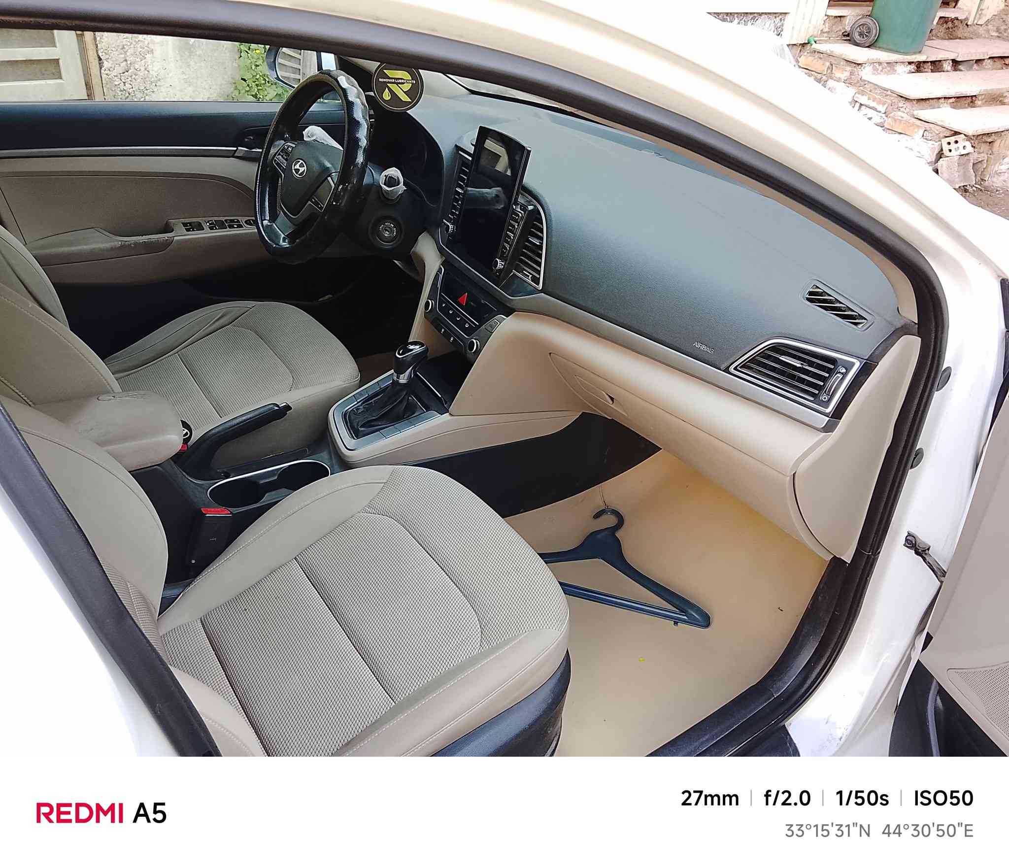 سلام عليكم الانتر خليجي موديل ٢٠١٧ بدون حادث أو صبغ أو تبديل محرك ٢٠٠٠ مواصفات حساس خلفي تحكمات ستيرن جهتين قطعتين تبريد مري شفط شاشة بالدشبول ثلاث أنظمة قيادة السعر ١٣٨ الاتصال ٧٧٠١٤٠٨٩٩٦٥


**إذا كنت صاحب هذا الإعلان وتريد حذفه لأي سبب، رجاءا أرسل رسالة إلى الدعم الفني**