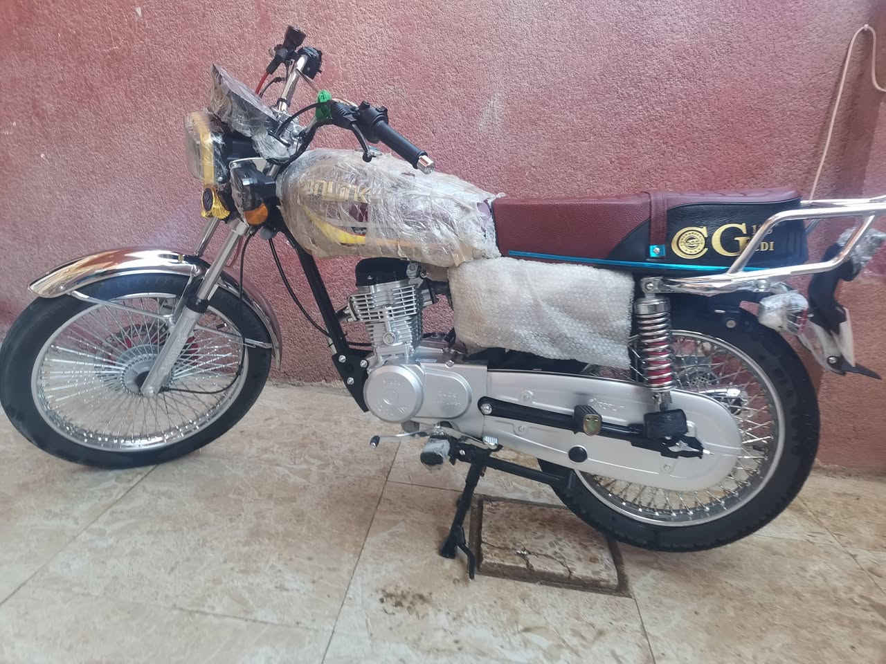 سلام عليكم تايكر اربعه كير البيع صارلهه شهر مستعمله طالعه من الوكيل السعر 850 ؟ الاتصال *********** واتساب؟ مكاتبه وراق اصولي  العنوان؟ حله شارع 60  مقابيل  سنتر 60. ؟           ؟  النضافه كبال عينك . مديل 2025.

