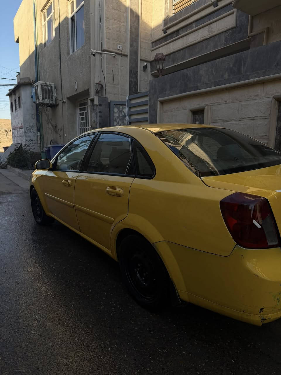 أوبترا 2011 الشركه العامه للسيارات 
بيها قبق جنطه تبديل دعاميه 
كير نضيف ما بي شي 
مكينه بيها نفخ 
تبريد كمبريسر 
رقم بغداد جديد إنكليزي ب اسمي 
السعر 52 وبيها مجال 
العنوان بغداد الشعب حي البساتين 
الاتصال على الرقم 
***********
