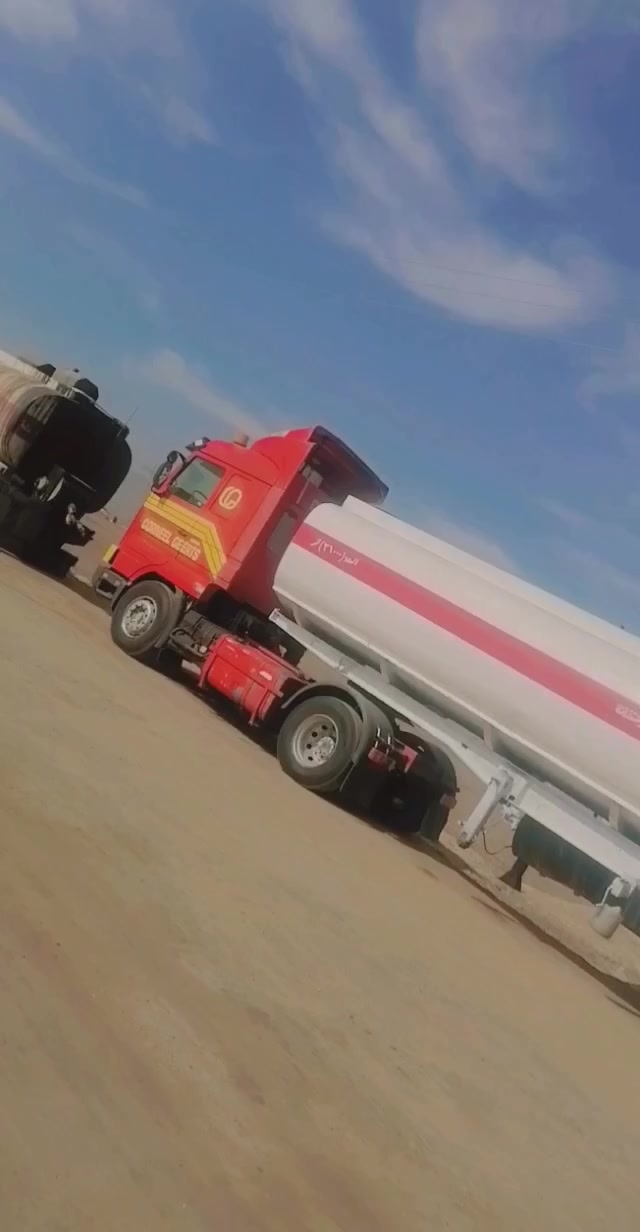 تانكي للبيع حموله ٣٦ واذا قبق ٣٧ تخم تاير تك تك جاهز للشغل بويلر بوري ابو ٨ كاك تايو ابو ٦ جاهز بريك كهربا جاهز ***********
