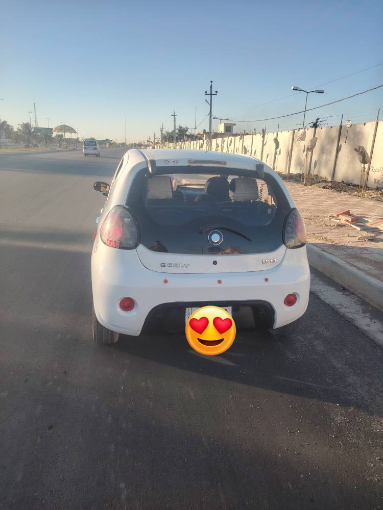 سلام عليكم جيلي بانده موديل ٢٠٠١٣ كير اوتماتيك ومكينه حداديه نضيفات على الفحص رقم بابل ألماني ويل كب سعره ٤٤وبيه مجال اي استفسار *********** مكان كربلاء كربلاء, العراق
