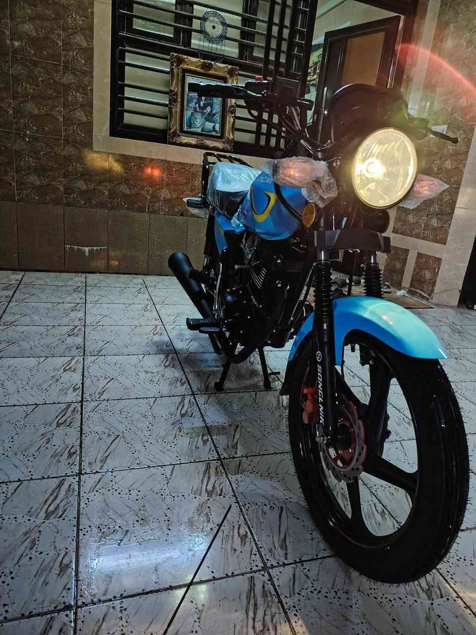 السلام عليكم
للبيع 
دراجه سونك ماكس 
زيرو 
لون مميز 
موديل 2026
***********
