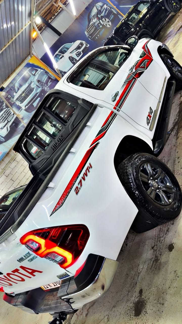 سلام عليكم
هايلوكس 2023
بصمة وتشيغل عن بعد
فور ويل 
كشنات تبريد 
بلوجكتر 
لايت زنون 
مري كهرباء 
مكينة 2700
ماشية 30 الف 
ضمان 3 سنوات او 100الف كيلو متر 
شاشه وكامره خلفيه 
حساس خلفي 
هوك سحب 
بك لايت لد 
كفالة عامة 
رقم سليمانيه باسمي 
سعر 363 وبيها مجال 
عنواني كاظمية 
***********
