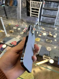 13 بروماكس  ذاكره ١٢٨  نظافه ٩٩ دبل سيم  بطاريه ٧٩ لامصعد ولامبدل وضع ...