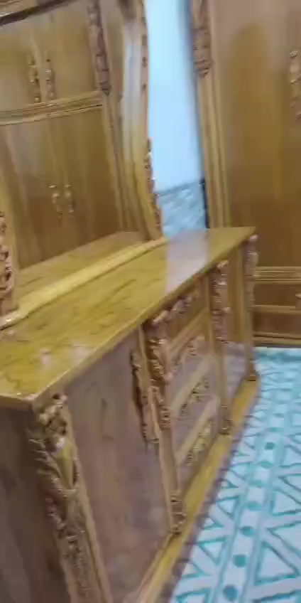 غرفة تسكام ضخمة وجديدة ستوني مسكمتها بمليونين و٨٠٠ وهذا وصلها موجود أريدها مليون ونص شراي خاص. مكاني ديوانية
ملاحظة:الخشب تسكام تكمه داخل وخارج صاج. وارتفاع الكنتور مترين و٦٠ قبل لتجي تأكد من مكانك يكفي لو لا


**إذا كنت صاحب هذا الإعلان وتريد حذفه لأي سبب، رجاءا أرسل رسالة إلى الدعم الفني**