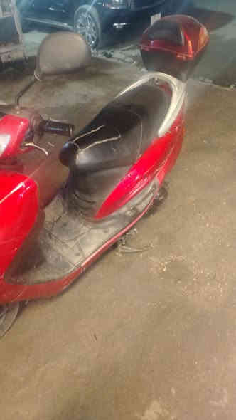 السلام عليكم درجه سيام 2020 للبيع #بغداد #الحسينيه سعر ب300قفل وراقه كامله اصواليه فقط الكفر المامي مكسور ولجوازه مكسور السويج بيهه ***********
