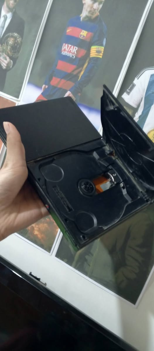 السلام عليكم 
ps2 لون🖤
بدون ملحقات 
مكاني بابل حي الصدرين قرب ال ساده ابو خطه
هاتف/***********
سعرهن /خاص وبيك خير وتدلل
