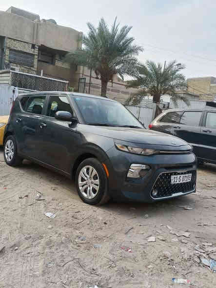 السلام عليكم  كيه صول البيع 
مديل 2022
ماشيه 40
محرك 2000دوش 
الموصفات
شاشه كبيره
كامرهّ دواوه 
شاشه
حادث جملغ وبنيد فقط
مكانه السياره بغداد البنوك شارع المشاتل 
السعر 138
***********
