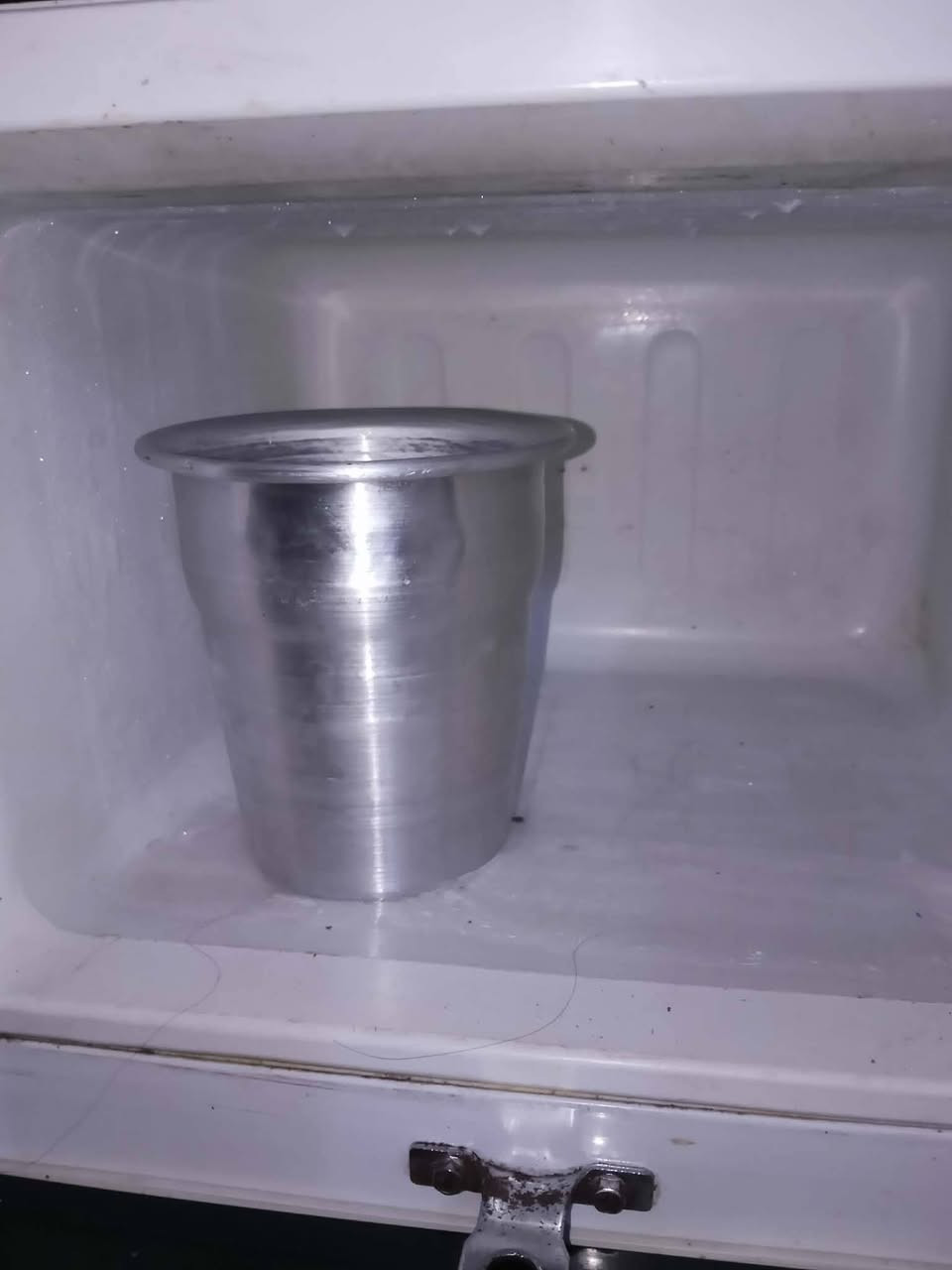 ثلاجه هوانداي نضيفه  شغاله السعر ١٢٠ وبيه مجال بسيط العنوان حي المهندسين


**إذا كنت صاحب هذا الإعلان وتريد حذفه لأي سبب، رجاءا أرسل رسالة إلى الدعم الفني**