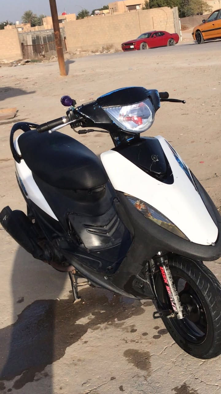 السلام عليكم ماكس بلاد الدراجه خرسه تخبل شلعه ومعدل الدراجه فول انطيك بيها مكينه تخبل مامفتوح بيها برغي سلف هندر مكاني بابل السعر ٥٥٠ وبيها مجال للعزاز ***********
