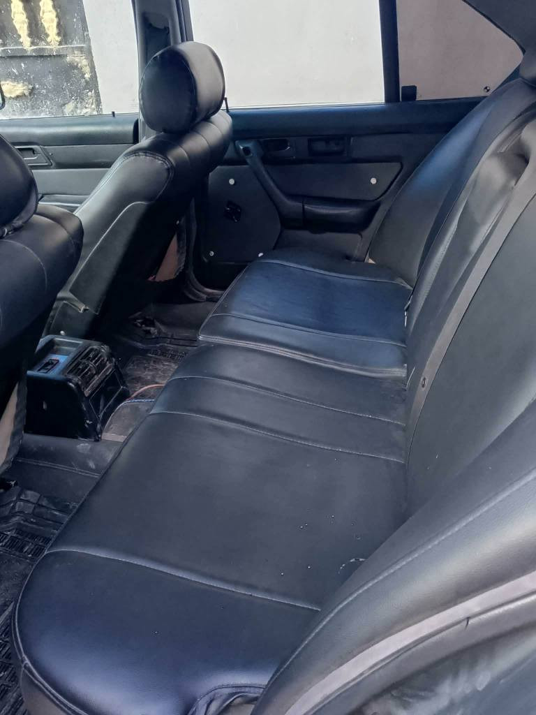 بي ئێم ٥٢٥ 
مۆدیل ١٩٩٣
فول مواسفات. بس گێر عادیه
گێر و مه کینه و ته برید کامل به شه رت
سه یاره که سبوغ عامه ل جوانی 
جه مپی زۆر خه فیفی هه یه
ڕه قم و سه نه وی نوێیه هه تا ٢٠٣٠
هه موو شتێکی به شه رته و مزبوته
نرخی ٦٣ ورقه و مجالێکی که م
له هه ولێره. ***********. واتس اب و فایبر أربيل, العراق
