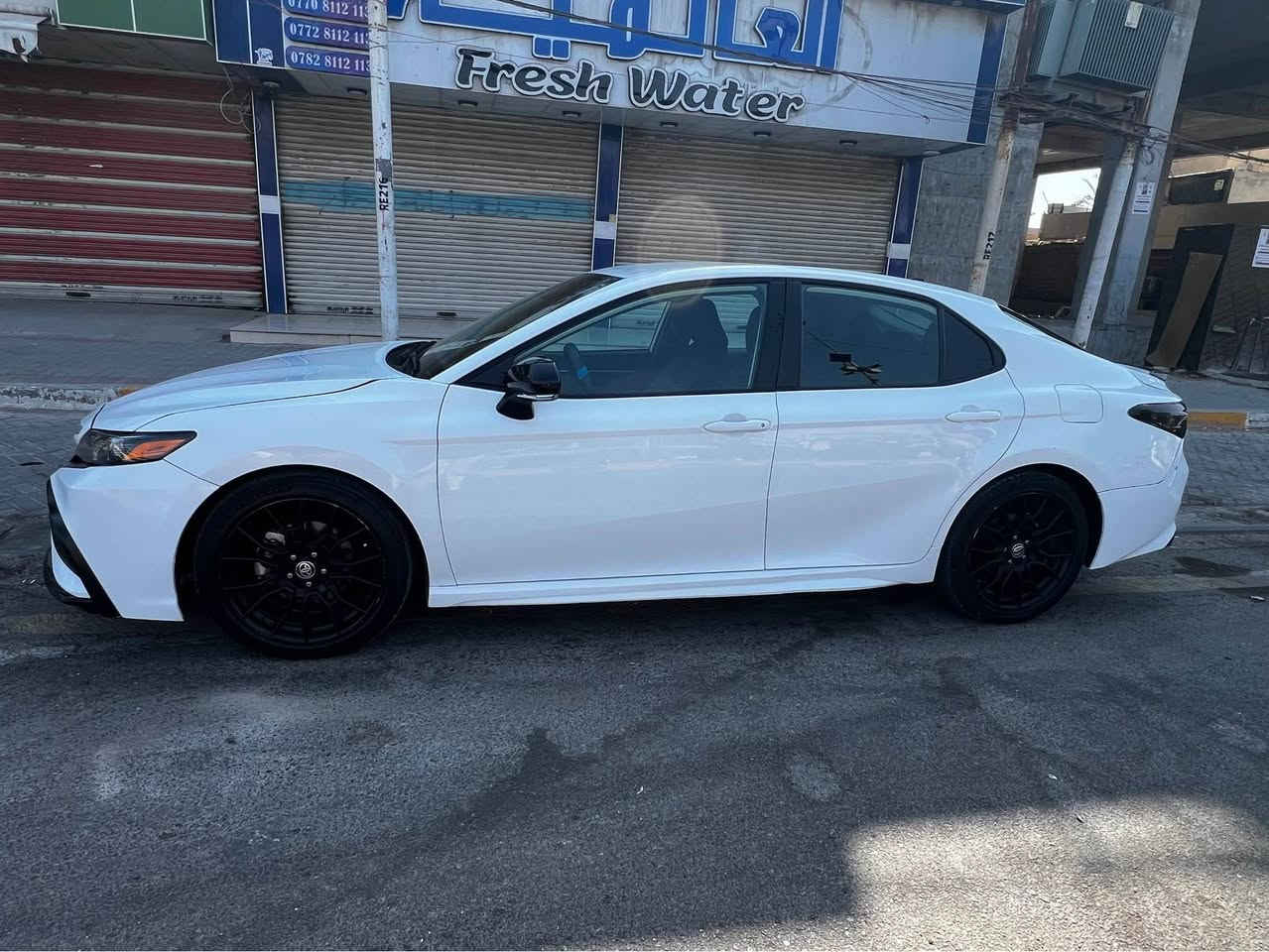 كامري موديل 2023 هايبرد محرك 2500 وارد امريكي حادثهه جاملغ وبنيد جهة اليمين وجاملغ خلفي جهة السايق ايرباكات كلهه سليمة مواصفات SE NIGHTSHADE 
بصمة كشنات جلد كشن السايق كهرباء رادار امامي وخلفي ونقطة عمياء 
تحديد مسار قيادة ذاتية كروز سرعة شفتات بالاستيرن
رقم بغداد الجديد
السعر 170 ورقة 
مكان السيارة بغداد 
للاستفسار 
*********** بغداد, العراق
