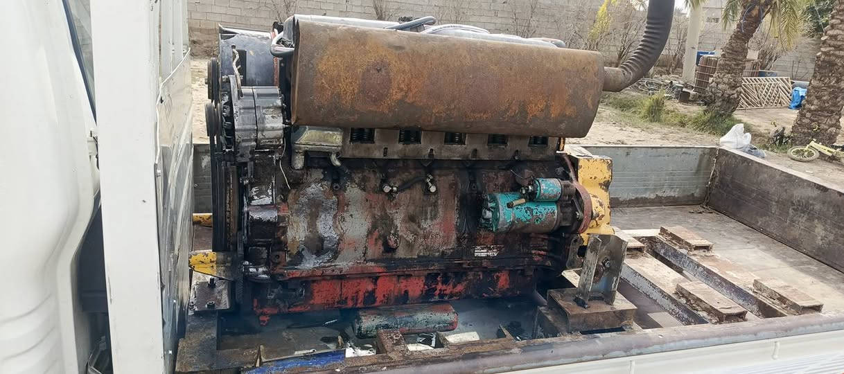 للبيع محرك دويز هوه ولشاصي 912 /6 مكفول شغال بشرط لا تنقيص ولا تبخير المكان ديالى للاستفسار ***********
