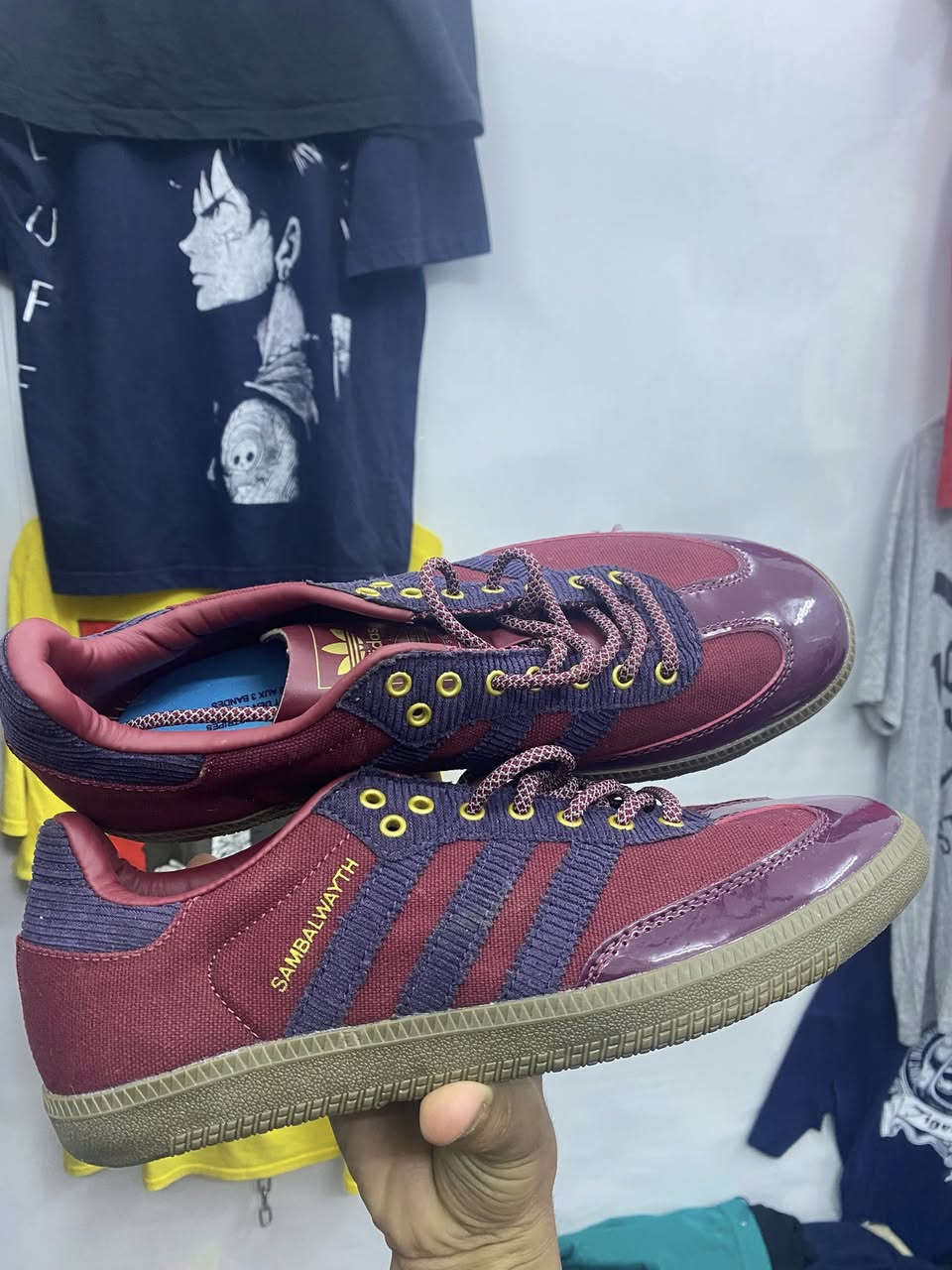 حذاء اوربي ما ملبوس وكاله القطعه ب30وبيهن خصم الزعفرانيه الاربع شوارع خلف ازياء عبود
للحجز ***********
