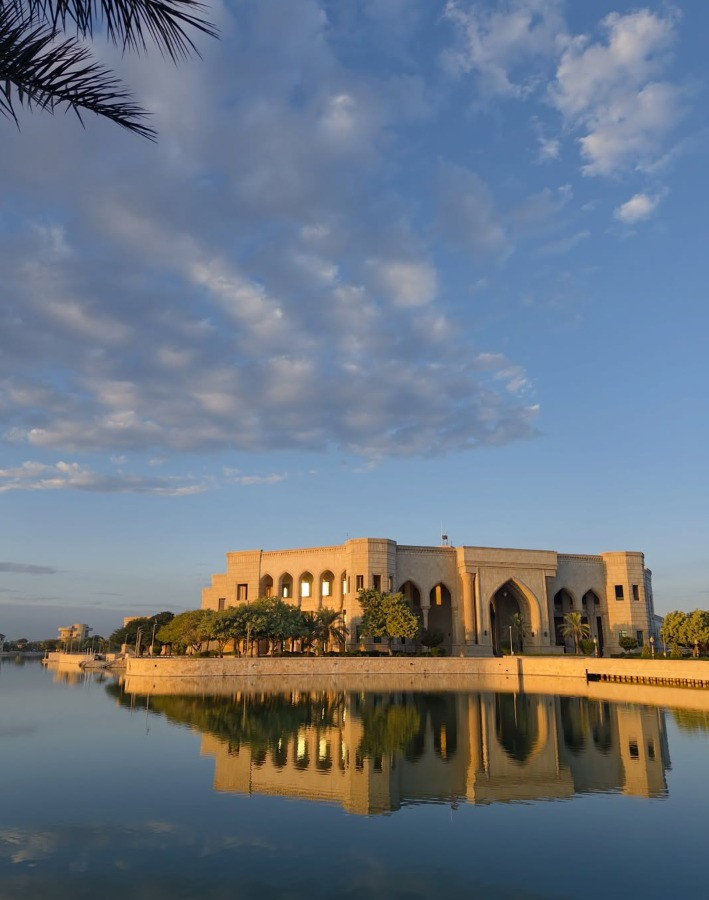 🦷 علاج الأسنان في عيادات الجامعة الأمريكية في بغداد
العلاج يتم تحت إشراف أطباء اختصاص وضمن نظام تشخيص أكاديمي دقيق.
✔️ حشوات تجميلية
✔️ تنظيف أسنان
✔️ علاج جذور
✔️ تراكيب سنية
✔️ فحص وتشخيص كامل
💰 العلاج مجاني
📍 الموقع: الجامعة الأمريكية في بغداد – شارع المطار
📞 للحجز والاستفسار (واتساب): ***********
⚠️ الإعلان لغرض تنسيق المواعيد ولا يمثل جهة رسمية تابعة للجامعة.
صور الجامعة من auib_shine
