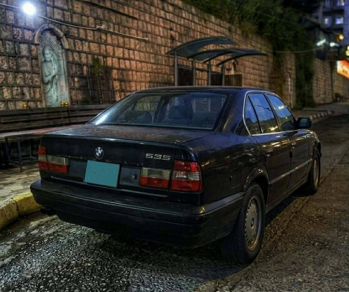 بي ام 535 موديل 91 للبيع فول كير عادي بدون تبريد سيارة بلاديه جانت واكفه (متروكه) رقمها نينوى جديد الماني انكليزي سنوية لغاية 2029 كير ومحرك بلادي وصاحبها  الشرعي موجود
مكانها الموصل
الاتصال على رقم
***********

