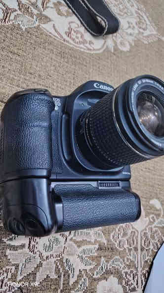 للبيع كامره كانون السعر 250   ***********
