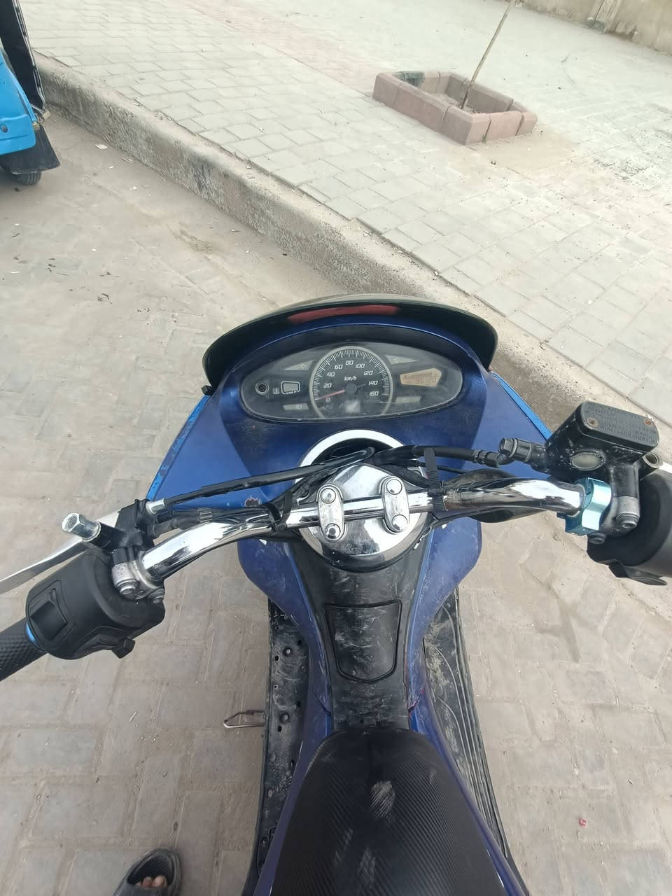 بي سي إكس جيل الاول مكينه خير من الله كهربايات
كله شغال قفل ستيرن قفل جنطه زنون شلعه معدل 
الابالك بس عوزهه ترتيب كفرات بصيطه مكاني 
مدينه الصدر بلفلاح السعر 725 وبيهه مجال حك جيه 
‏‪0772 902 8330‬‏
