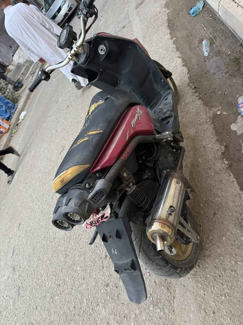 سكنس جبلي للبيع صاله شهرين او اقل طالعه من الزيتون اول تبديلة دهن وبعدهي ممحترك يعني ابد ممستخدمه الله شاهد طلعته ب 1.800 ورايده ب 1.300 وبيه مجال مستعجل ع بيعته كلش 
مكاني ناصريه شارع صلاة الجمعه 
***********
