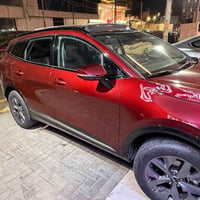 Kia sportage 2025 sx Prestige Hybrid large مكينة ١٦٠٠ هايبرد  ماشية ٨،...