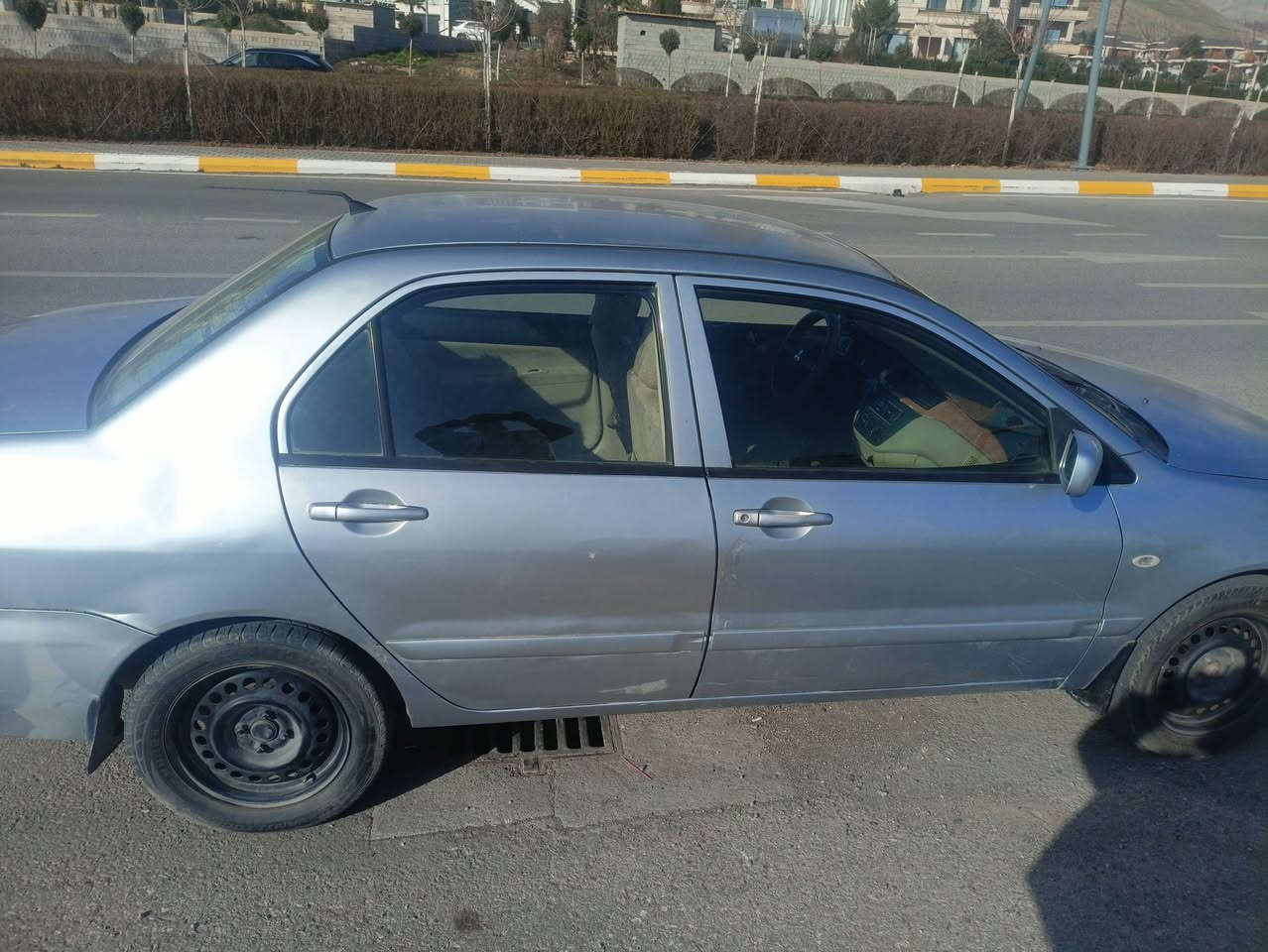 فرۆشتنی خیرا 

سڵاو بەڕیزان  لانسر  بەڵقیس بۆفرۆشتن    مودیل 2008 گیر عادی مەکینە گەورە تەبردید سارد وگەرم  ناو فورمیکا ناو زەرد  چوار پارچەی بۆیاخە بێ ناوگرتن بەشەرتی تەحویل و بڕاوە وغەرامە بەناو کردن ڕەقەم  سلمانیە سنەی لەمانگی 10ی 2025 بەسەرچوە تا مانگی 10ژینگە وڕیگاو بانی دراوە  سەیارە زۆر باشە بۆئەم وەعزە بەنزین ناخوات     لەسلمانیم داوا ی 56وەرەقە لی ئەکەم موعاملە  تکایە موشتریت نیت نەسەری خۆت بیشەنیە نەسەر ی منیش شتک موعاملەی تیایە    هەرکس حەزی لی بوو تیڵ بکات بۆم لەخزمەتیام

#سلمانیە #ڕانیە #قەڵادزێ ***********
