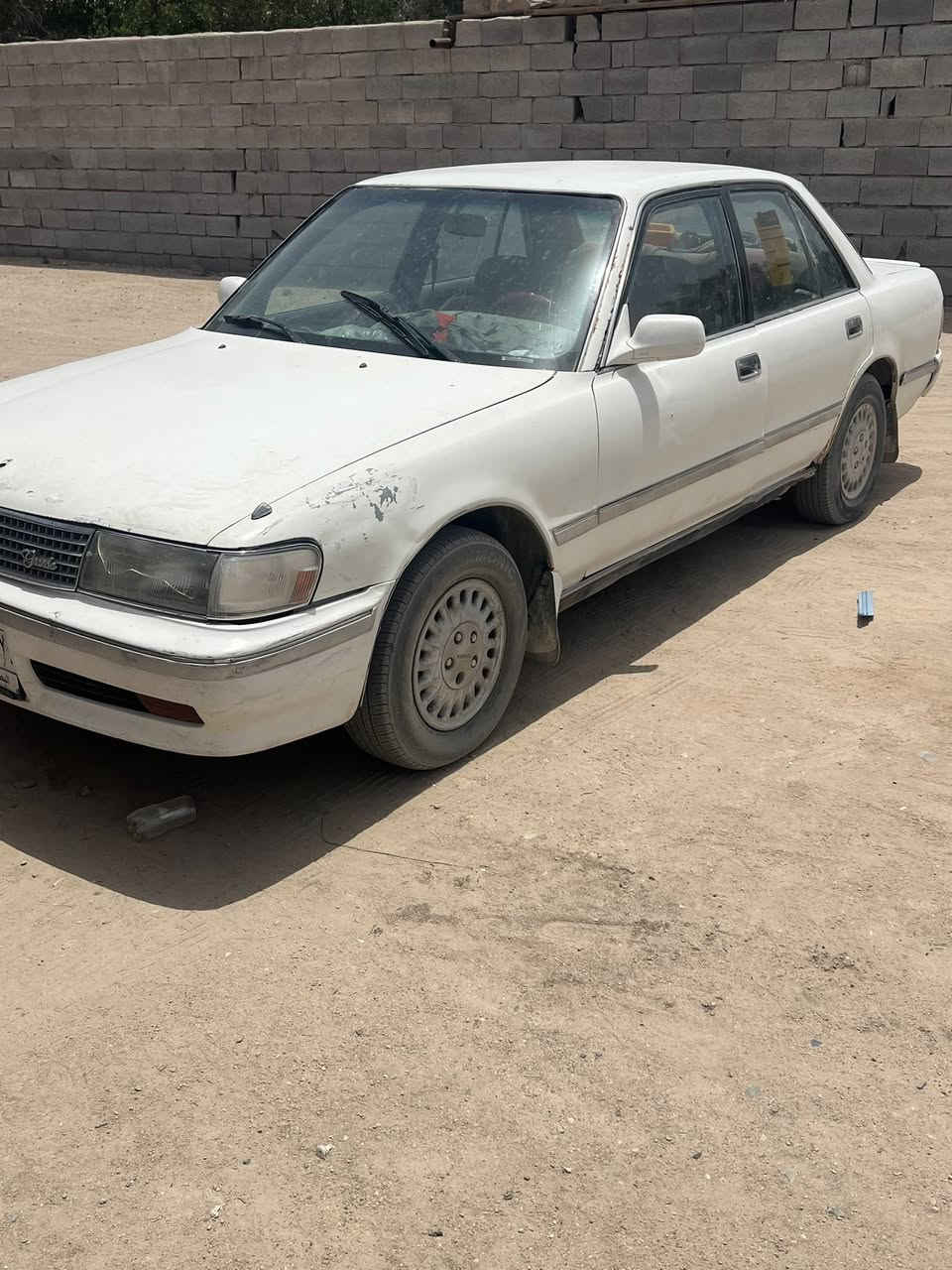 سيارة كروسيده ايسر بلاد موديل  1993 تبريد شغال كهربائيات جاهزه ضعف بالكير ما ادري كهربائياتها محرك ونجي سعر 35 وبيها مجال المكان البصرة الزبير رقم الهاتف ***********
