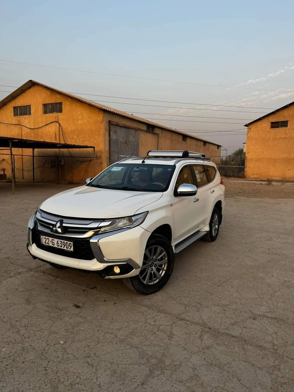 باجيرو سبورت (مونتيرو) ٢٠١٩ 

بيها جاملغ خلفي عكس السايق 

السياره فول مواصفات

ماشيه ١١٣ كم 

السعر ١٩٠$ 

المكان كربلاء 

***********
