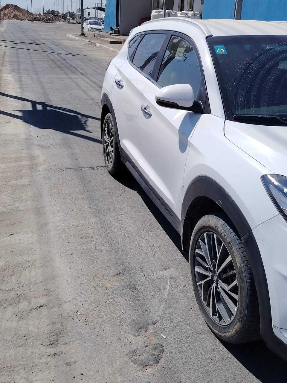 سلام عليكم توسان البيع موديل ٢٠مكفواله كفاله عامه رقم بغداد مكان حله ***********
