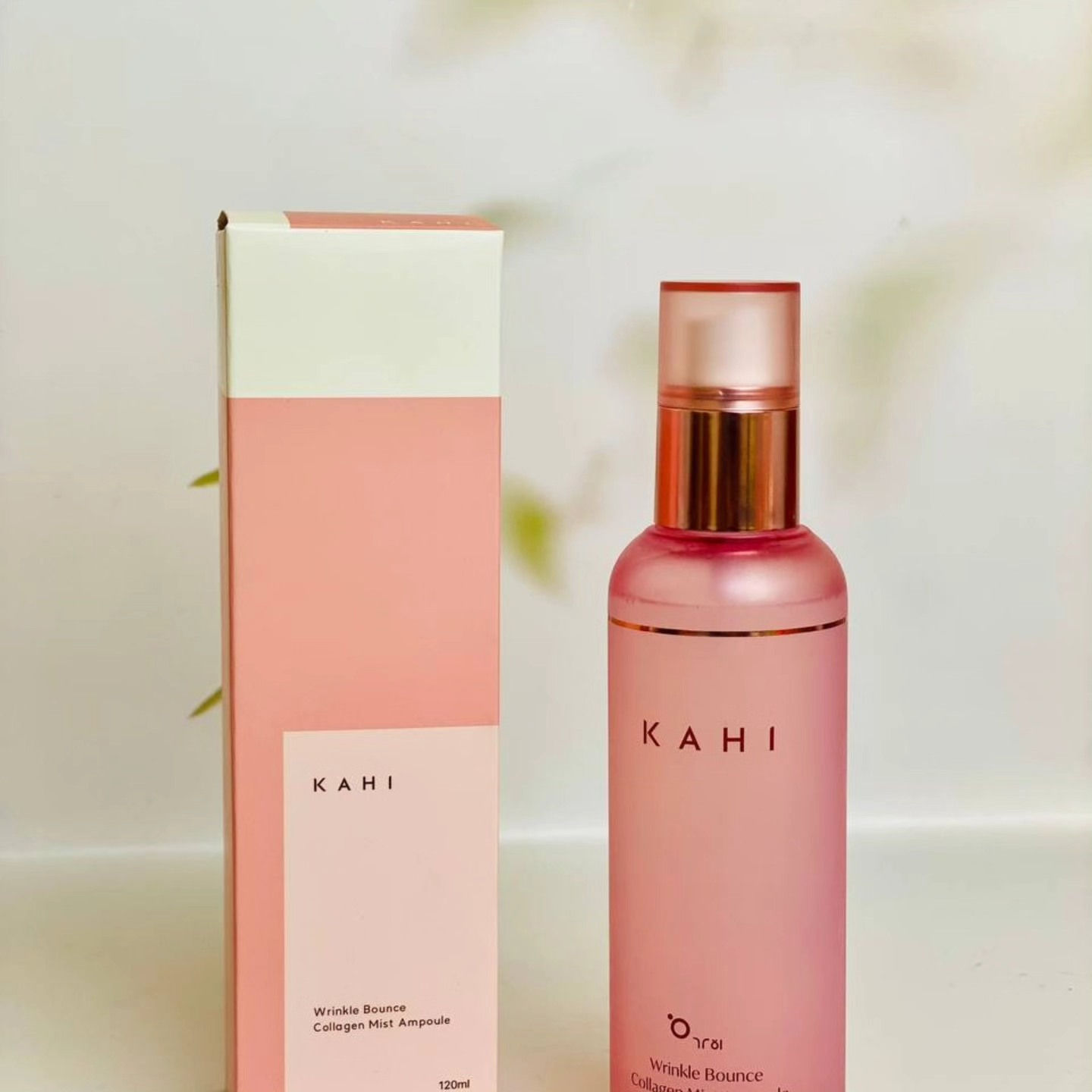 أمبولات رذاذ الكولاجين من كاهي رينكل باونس بنكهة كولاجين السلمون KAHI Wrinkle Bounce Collagen Mist Ampoule Salmon Collagen✨

بخاخ يحتوي على 86.5% من مستخلص كولاجين السلمون وتسعة أنواع من حمض الهيالورونيك.
يعمل على شد البشرة وترطيبها بشكل مكثف لتقليل ظهور الخطوط الدقيقة والتجاعيد.
يحتوي على زيت الشاي الأخضر المخمر وزيت الكركم لنضارة لا مثيل لها.
الحجم 100ml
المنشأ كوريا الأصلي 🇰🇷🇰🇷


**إذا كنت صاحب هذا الإعلان وتريد حذفه لأي سبب، رجاءا أرسل رسالة إلى الدعم الفني**